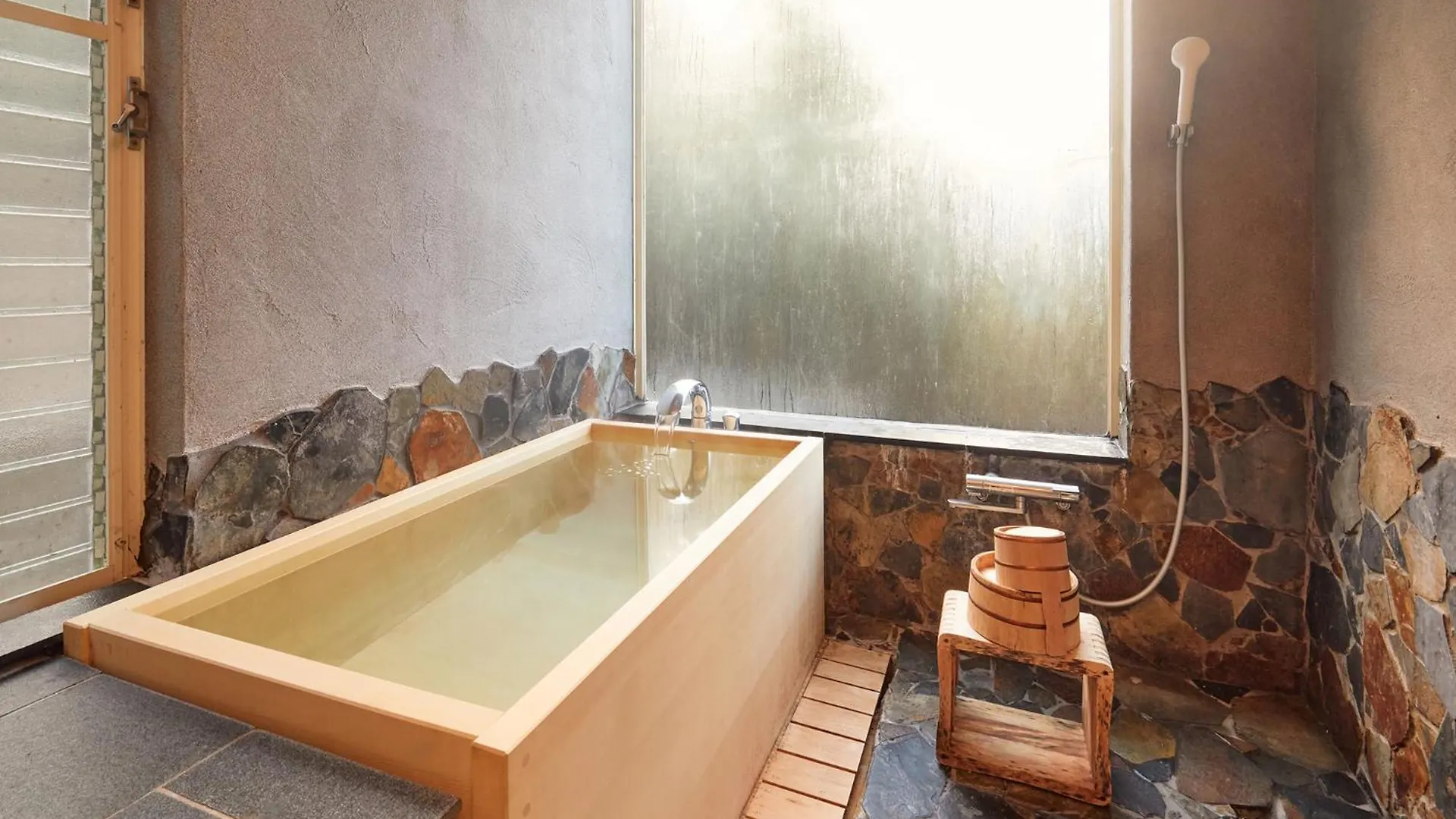 Villa Noel Hakone Fuji Sauna&Open Air Bath 0*,